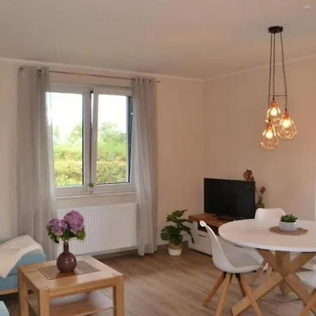 U18 Eg - Komfortbale Ferienwohnung Mit Terrasse, Kamin, Wlan Und Seeblick